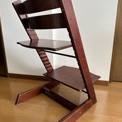 ストッケ トリップトラップ STOKKE ブラウン　おまけの座布団付きの画像