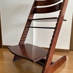 ストッケ トリップトラップ STOKKE ブラウン　おまけの座布団付き