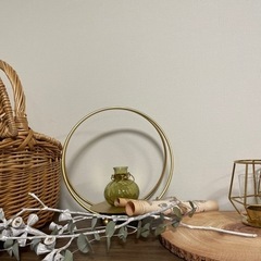 花瓶とホルダー