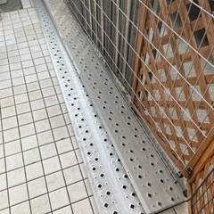 足場板【ロングステージ】2台・代理投稿です。