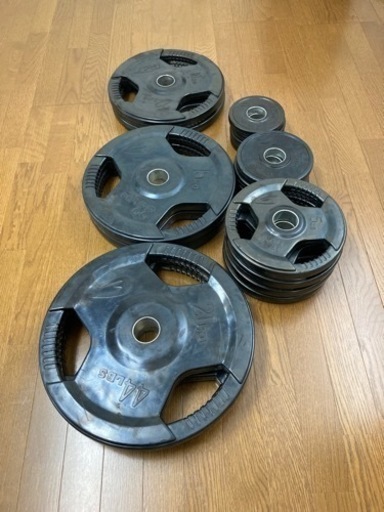 【早いもの勝ち】オリンピックバーベル・ラバープレートセット計145kg
