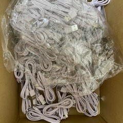 充電ケーブル2種類　合計80本以上