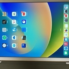 【今週末まで限定】iPad 第6世代　32GB SIMロック解除訳あり