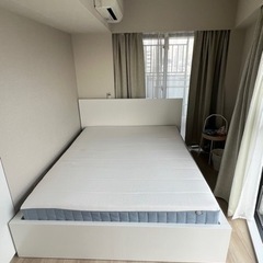IKEAダブルベッドとマットレス 