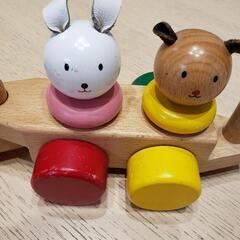 ミキハウス　木製汽車の画像