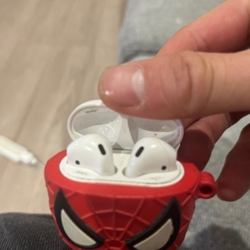 車のパーツ AirPods