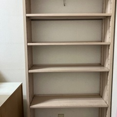 スチール製本棚