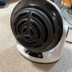 【超美品】【お値下げ中2000→1000】多機能セラミックファンヒーターの画像