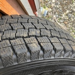 195/80R15 107/105L LT 中古スタッドレスアルミセットの画像