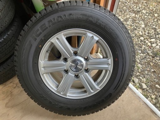 195/80R15 107/105L LT 中古スタッドレスアルミセット