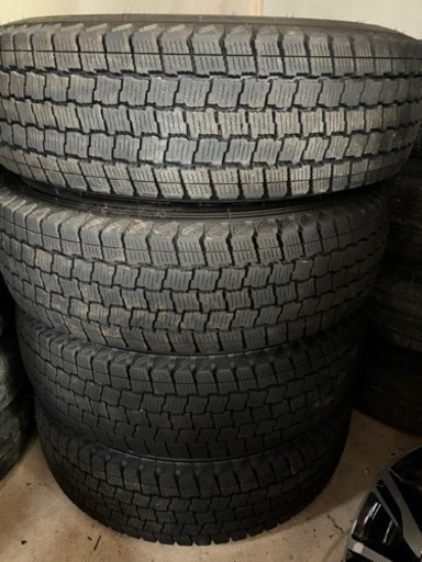 195/80R15 107/105L LT 中古スタッドレスアルミセット