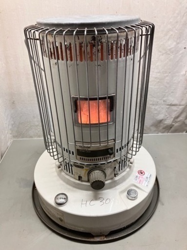 13、トヨトミ石油ストーブ