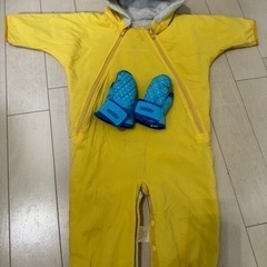 スキーウェアと手袋まとめて　80〜90サイズ