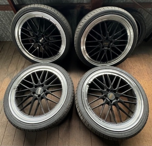 美品！21×8.5J+48  114.3-5H  245/35R21