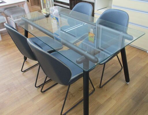 R061 トップガラステーブル＆革調ヴィンテージ椅子ダイニング5点セット、幅150cm 美品