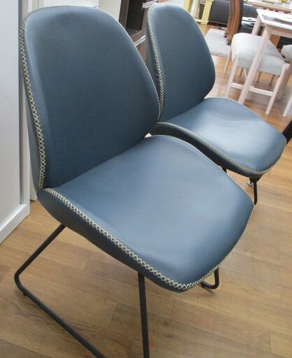 R061 トップガラステーブル＆革調ヴィンテージ椅子ダイニング5点セット、幅150cm 美品