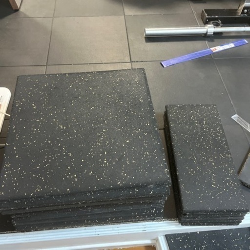 ジム用　ゴムマット　　厚さ2cm