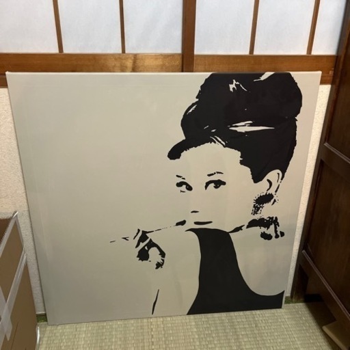 IKEA オードリーヘップバーン