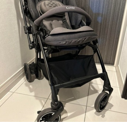 コンビ　ベビーカー　スゴカルスイッチAN