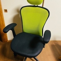 オフィスチェアの画像