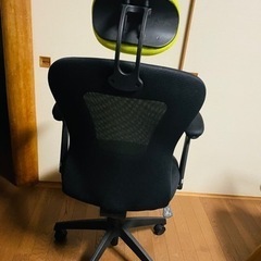 オフィスチェアの画像