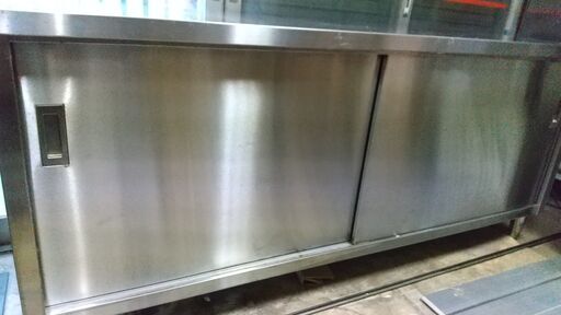 業務用ステンレス調理台 引違い扉付　直接引取でのお取引