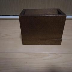 賽銭箱の画像