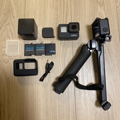 GoPro HERO7 BLACK バッテリー3個/充電器/自撮り棒/カバー