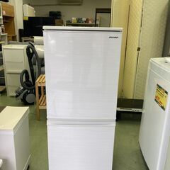 【リサイクルショップ　ピカソ　小松原】シャープ SHARP 137L つけかえどっちもドア 2ドア冷蔵庫 2019年製 SJ-D14E★2190★