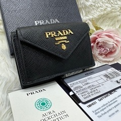 PRADA プラダ　コンパクトウォレット　サフィアーノ　ゴールド金具　新品