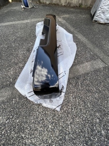 ハイエースダークプライム2 ナロータイプリアバンパー黒色　お取引中です