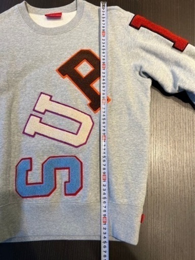 Supreme シュプリーム スウェット  グレー