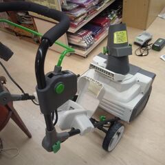 除雪機 充電式 リチウムイオンバッテリー ヘッドライト 搭載