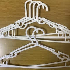 生活雑貨 洗濯用品 ハンガー(白)