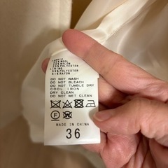 スピックアンドスパン　コート　ホワイト　36 フロントジップの画像