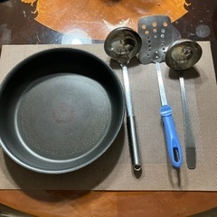 ティファール小フライパンとおたまセット