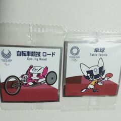 東京2020オフィシャルピンバッジ2種マスコットの画像