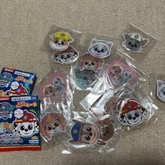 パウパトロールシール、ガチャ小物たくさん！！の画像