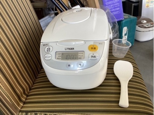 タイガー　JBH-G101 W 5.5合　ホワイト