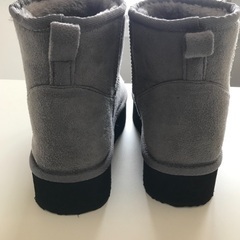 【美品】ショートムートンブーツの画像