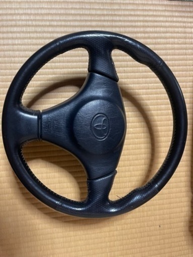 AE111 カローラレビン　革巻きステアリング