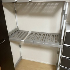 【押し入れ棚/ラック/伸縮】引越し直前セール！！取りに来て頂ける方は1000円✨の画像