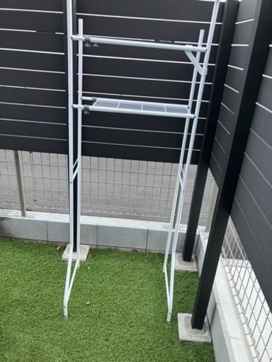 ランドリーラック　洗濯カゴ置き台