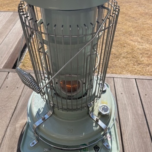 アラジン石油ストーブ