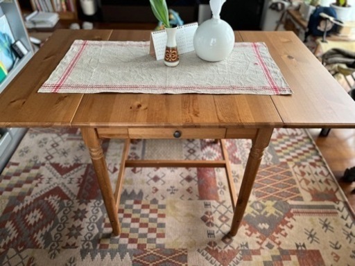 IKEA ダイニングテーブル