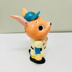 【希少品】 三菱信託銀行 貯金箱 ソフビ うさぎ 背番号7 10cm以下の画像