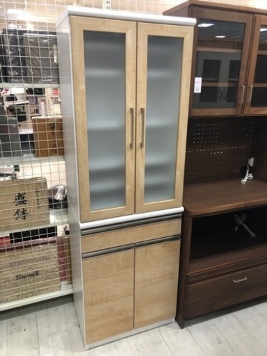 取りに来れる方限定！２枚扉の食器棚です！