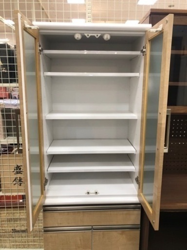 取りに来れる方限定！２枚扉の食器棚です！