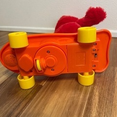 セサミストリートくるくる動くおもちゃの画像