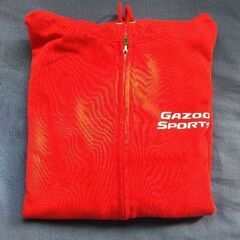 〘未着用品〙赤色パーカー Mサイズの画像